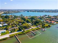 OVERSIZED WATERFRONT PROPERTY