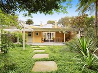 CHARMING HOME IN CENTRAL LOCATION
