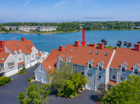 ELEGANT AND BRIGHT WATERFRONT CONDO