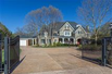 MAGNIFICET GATED ESTATE BEAUTIFULLY APPOINTED