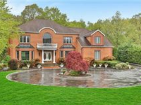 THE PERFECT SUN LIT CUSTOM BUILT HOME IN THE HEART OF PARK LANE RESERVE