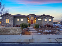 CONTEMPORARY CUSTOM RANCH IN FLYING HORSE