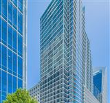 BEAUTIFUL CORNER UNIT CONDO WITH SPECTACULAR SKYLINE VIEWS