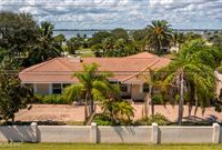 PRIME BEACHSIDE LOCATION IN INDIALANTIC