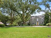 CLASSIC GEORGIAN HOME WITH SEPARATE GUEST HOUSE AND BACKYARD OASIS