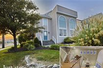 BEAUTIFUL BAY POINT OCEANFRONT COMMUNITY