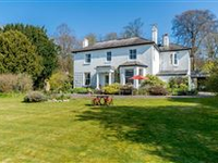 CHARMING HOUSE WELL SITUATED ON THE EDGE OF NORH DOWNS
