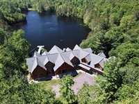 EXCLUSIVE NORTHERN WISCONSIN ESTATE