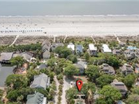 NEWLY RENOVATED BEACH HOME WITH PRIVATE BEACH ACCESS