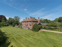 SUPERB ESTATE