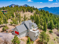 MOUNTAIN RETREAT NEAR BOULDER