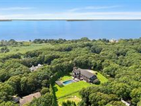 LIKE-NEW TURNKEY HOME IN ESTATE-LIKE SETTING