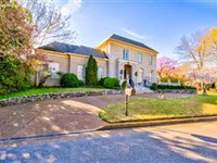 STUNNING HOME IN THE GATED EAST MEMPHIS RIVER OAKS SUBDIVISION