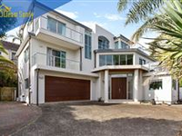 AN EXCLUSIVE BUCKLANDS BEACH NEIGHBOURHOOD