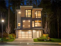 A QUINTESSENTIALLY NW HOME