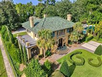 ONE ACRE SUMMERVILLE ESTATE