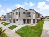EXPANSIVE FAMILY PROPERTY IN A PERFECT FLAT BUSH LOCATION