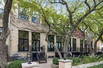 BEAUTIFUL CONTEMPORARY TOWNHOME IN LINCOLN PARK