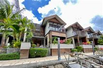 BEAUTIFULLY APPOINTED TOWNHOUSE