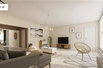 LIGHT-FILLED SAPCIOUS APARTMENT IN A PEACEFUL STREET