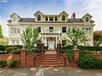COLONIAL ESTATE LIVING IN THE HEART THE CITY