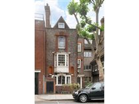 ENCHANTING FREEHOLD SIX BEDROOM HOUSE IN CHELSEA