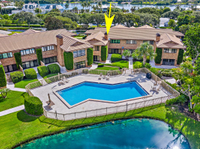 CONVENIENCE AND LUXURY IN JUPITER HILLS 