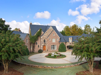 EXQUISITE LAKE RETREAT