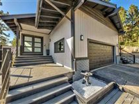 EXQUISITE REMODELED LAKEVIEW HOME