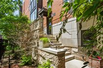 A STUNNING RESIDENCE IN RIVER NORTH