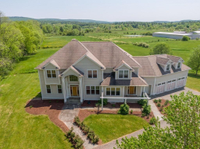 SPECTACULAR VIEWS OF THE PELHAM HILLS