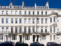 BRIGHT AND STYLISH FLAT IN DESIRABLE NOTTING HILL