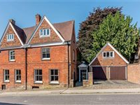 GORGEOUS RENOVATED 17TH CENTURY HOME IN THE HEART OF MARLBOROUGH