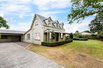 CHARMING HYDE PARK HOMESTEAD IN AUCKLAND