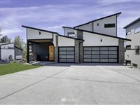 MODERN FAMILY HOME UNDER CONSTRUCTION IN AUBURN