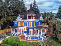 THE POULSEN HOUSE