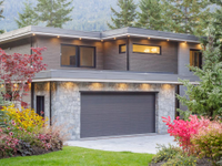 CUSTOM CONTEMPORARY MOUNTAIN CHALET