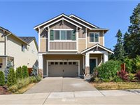 IDYLLIC FAMILY HOME IN AN INCREDIBLE NEIGHBORHOOD