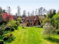 CHARMING CIRCA 1513 COTTAGE