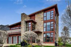 COMPELLING CONTEMPORARY HOME