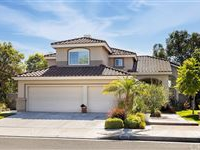 METICULOUSLY MODERNIZED HOME