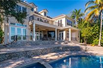 WATERFRONT TROPICAL PARADISE