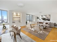 VIBRANT AND SUNNY RESIDENCE AT THE WHITNEY
