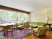 SPLIT-LEVEL APARTMENT