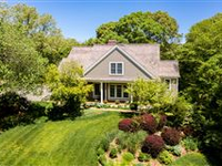 BEAUTIFUL AND OPEN HOME IN BODFISH FARMS