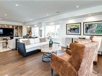 SOPHISTICATED PENTHOUSE IN CHEESMAN GARDENS