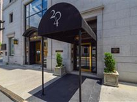 STUNNING FULL-FLOOR UNIT IN PREMIER COMMUNITY