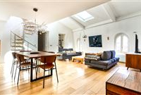 SPACIOUS APARTMENT IN PERFECT CONDITION IN A LUXURIOUS BUILDING