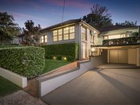 PEACEFUL RESIDENCE TUCKED AWAY IN LANE COVE