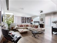 PRIVATE LOFT-STYLE APARTMENT
